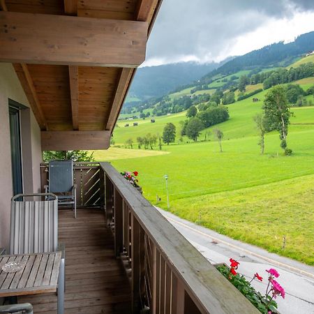 Haus Piesendorf Apartamento Exterior foto