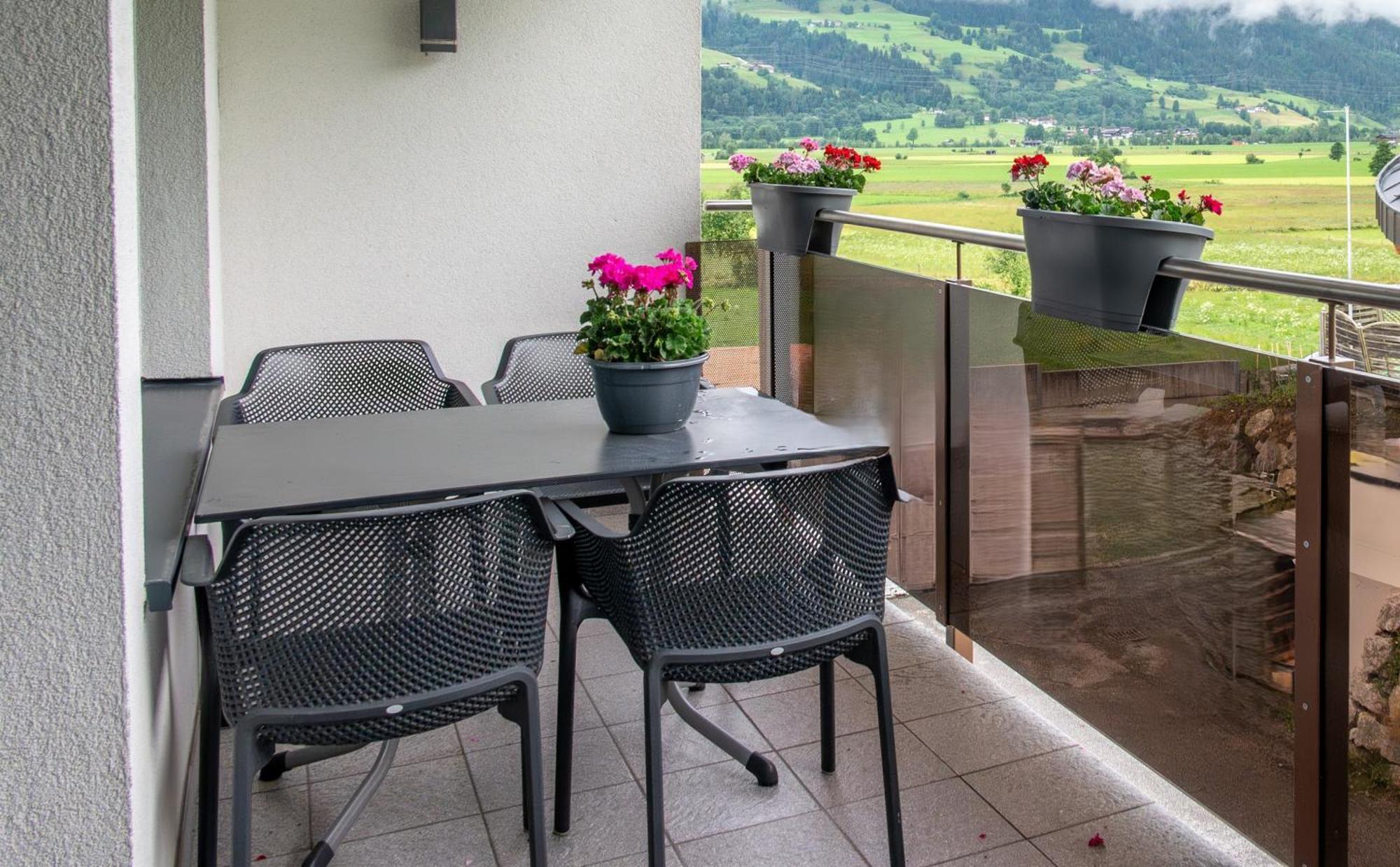 Haus Piesendorf Apartamento Exterior foto